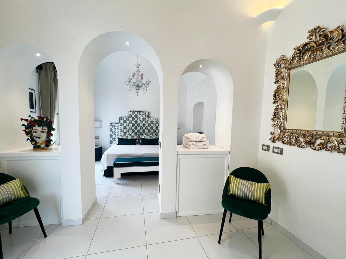 Milky Suites Позитано Экстерьер фото