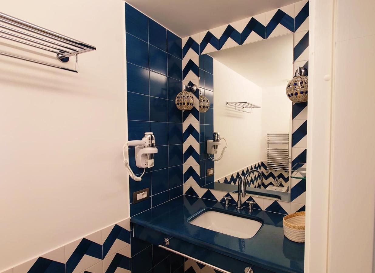 Milky Suites Позитано Экстерьер фото