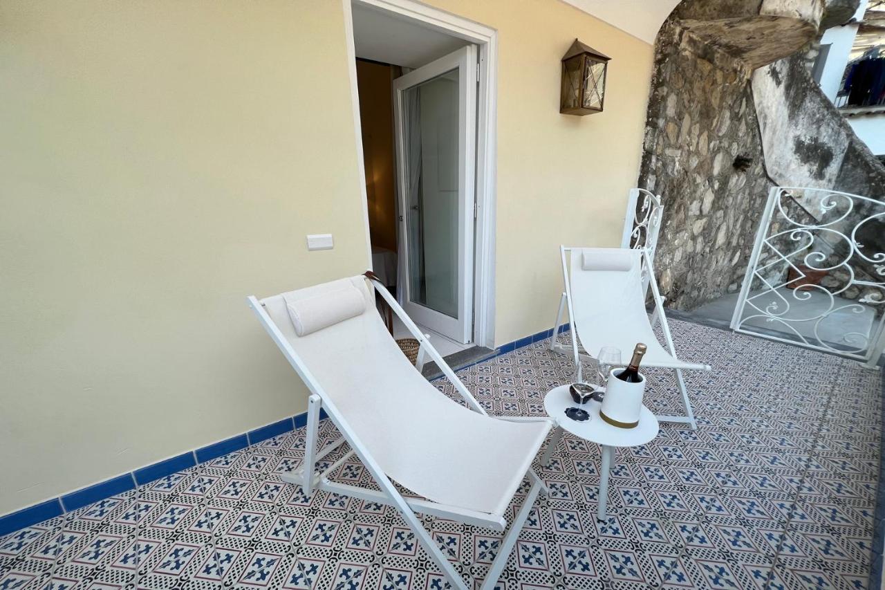 Milky Suites Позитано Экстерьер фото